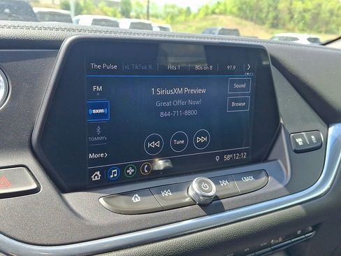 Used 2019 Chevrolet Blazer LT FWD image 16