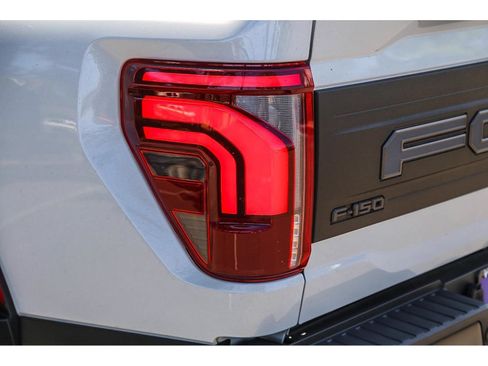 Used 2025 Ford F150 Raptor AWD/4WD image 8