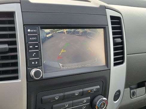 Used 2019 Nissan Frontier S image 25