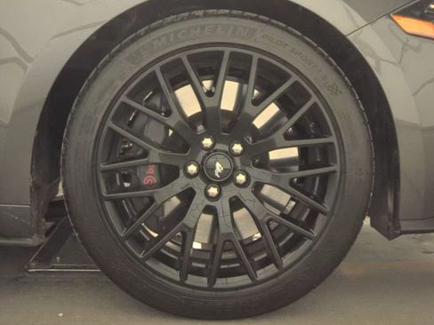 Used 2019 Ford Mustang GT Premium w/ GT Performance Package RWD image 16