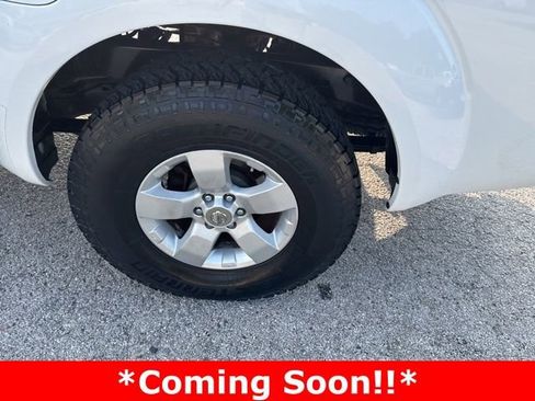Used 2012 Nissan Frontier SV RWD image 27