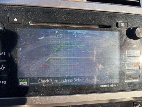 Used 2017 Subaru Outback 2.5i Limited image 52