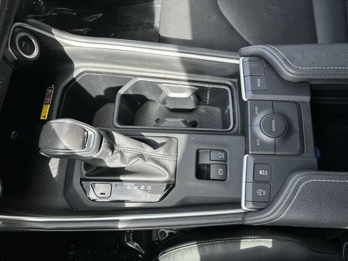 Used 2024 Toyota Grand Highlander Limited image 21