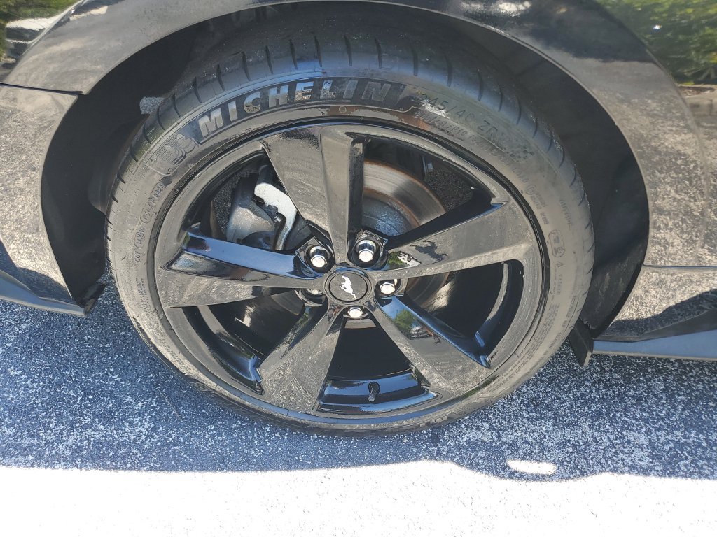 Used 2022 Ford Mustang Premium w/ Equipment Group 201A RWD image 7