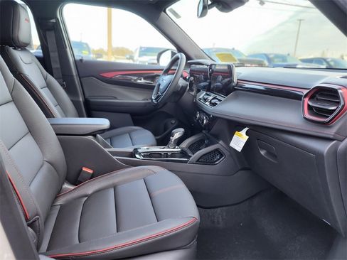 New 2026 Chevrolet TrailBlazer RS w/ Convenience Package image 9