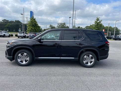 New 2025 Honda Pilot EX-L image 6