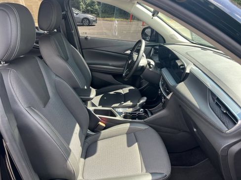 Used 2025 Buick Encore GX Preferred AWD/4WD image 30