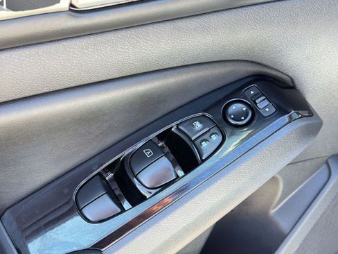 Used 2024 Nissan Altima 2.5 SR AWD/4WD image 20