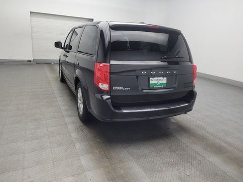 Used 2016 Dodge Grand Caravan SE w/ Quick Order Package 29E SE FWD image 5