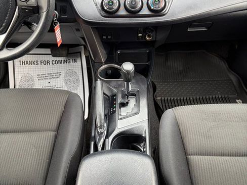 Used 2018 Toyota RAV4 LE w/ All Weather Liner Package AWD/4WD image 32