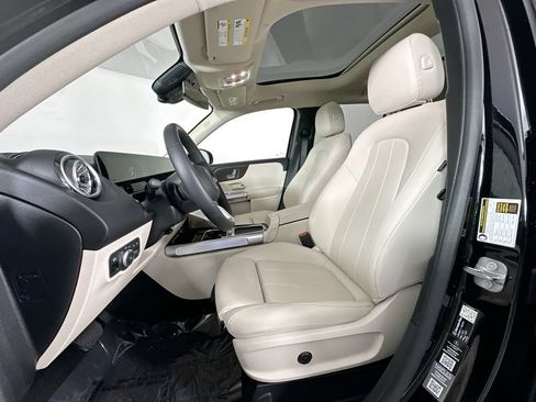 Used 2026 Mercedes-Benz GLB 250 image 20