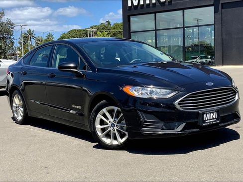 Used 2019 Ford Fusion SE FWD image 29