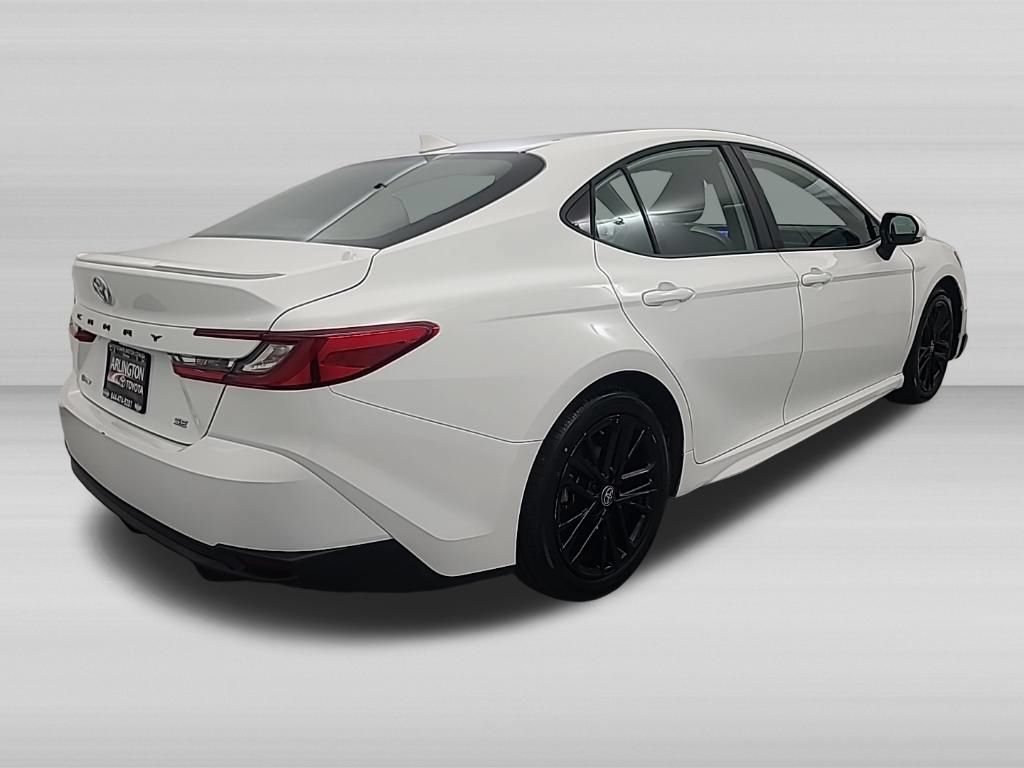 Used 2025 Toyota Camry SE FWD image 5