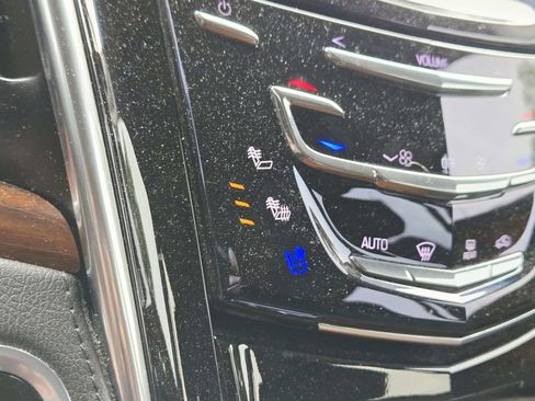 Used 2018 Cadillac Escalade Premium Luxury w/ LPO, Radiant Package AWD/4WD image 35