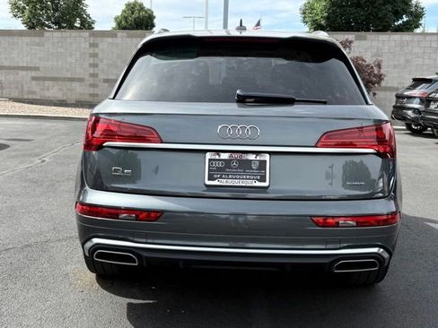 Used 2022 Audi Q5 2.0T Premium w/ Convenience Package AWD/4WD image 6