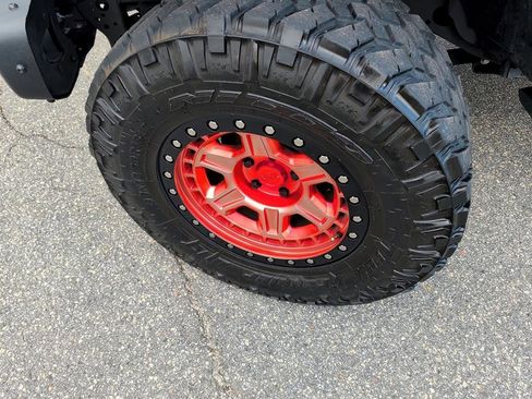 Used 2021 Jeep Gladiator Rubicon image 7