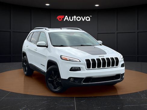 Used 2018 Jeep Cherokee Limited AWD/4WD image 7