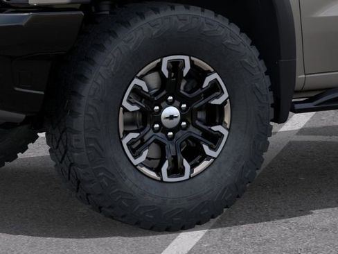 New 2026 Chevrolet Silverado 1500 ZR2 AWD/4WD image 9