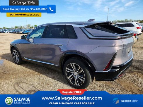 Used 2024 Cadillac Lyriq Luxury RWD image 3