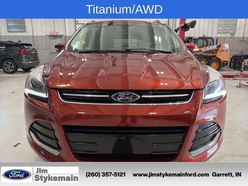 Used 2016 Ford Escape Titanium w/ Equipment Group 301A AWD/4WD image 18