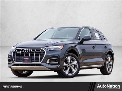 Used 2024 Audi Q5 2.0T Premium w/ Convenience Package
