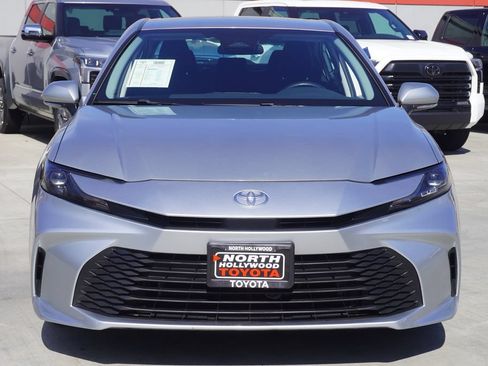 Used 2025 Toyota Camry LE FWD image 3
