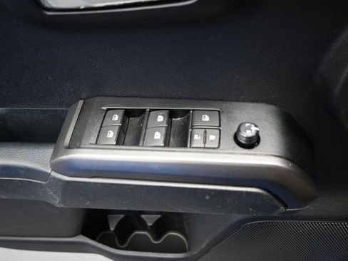 Used 2021 Toyota Tacoma TRD Off-Road image 28