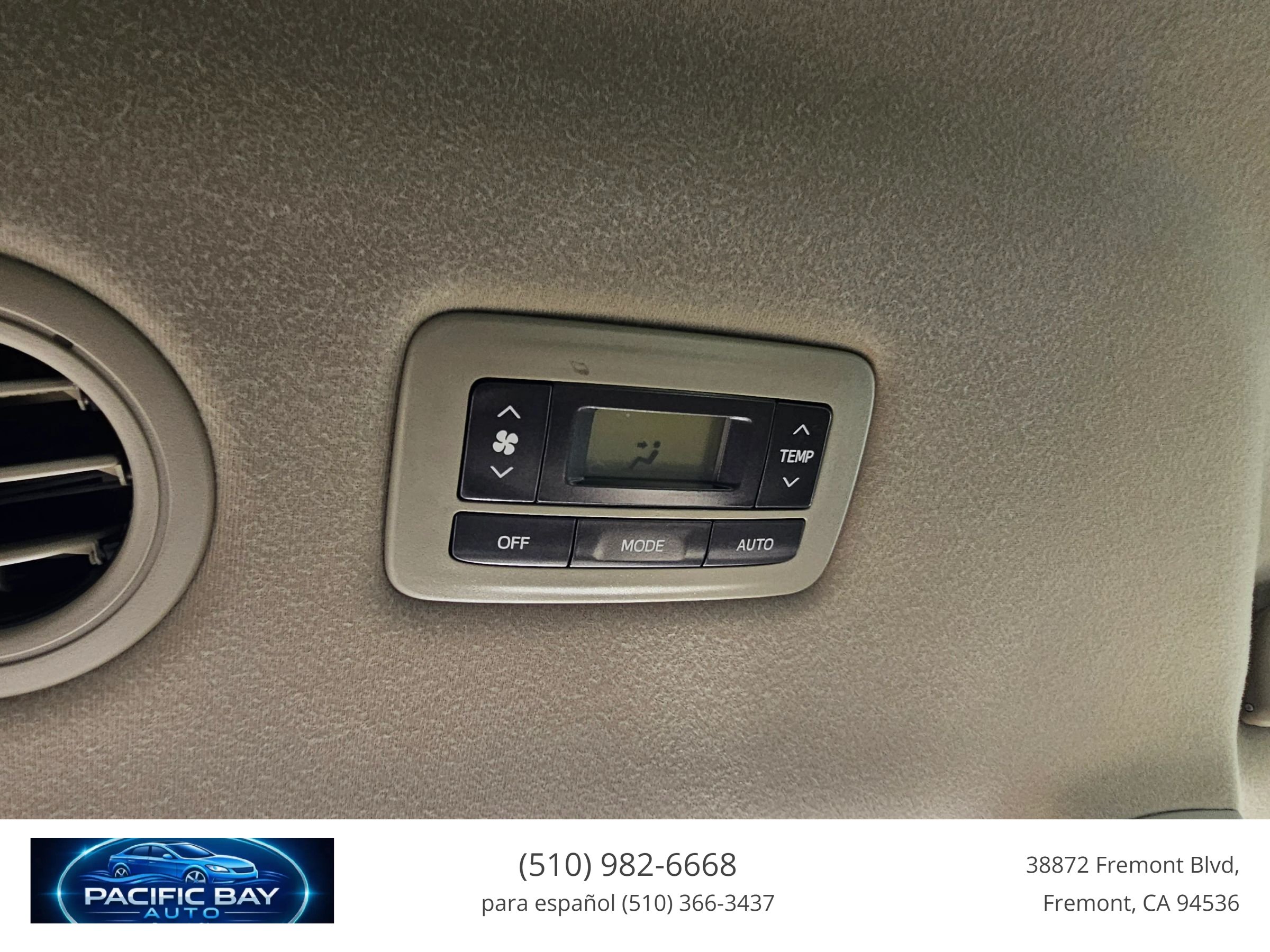 Used 2013 Toyota Sienna Limited w/ Premium Pkg FWD image 22