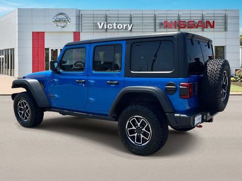 Used 2024 Jeep Wrangler Unlimited Rubicon AWD/4WD image 6