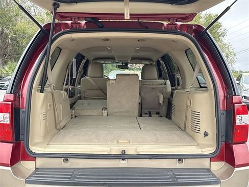 Used 2013 Ford Expedition XLT image 10