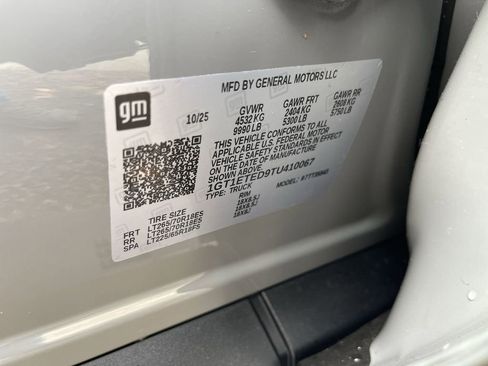 New 2026 GMC Sierra EV Elevation AWD/4WD image 32