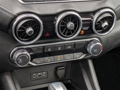 Used 2022 Nissan Sentra SV w/ Trunk Package image 25