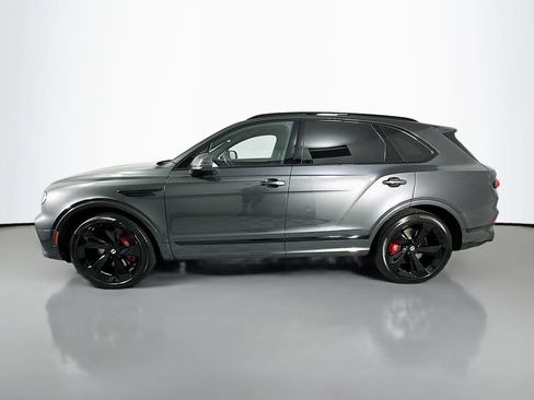 Used 2023 Bentley Bentayga AWD/4WD image 2