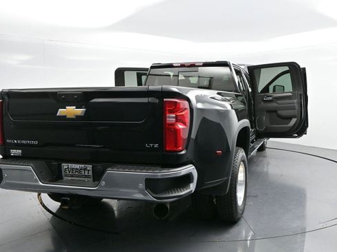 Used 2025 Chevrolet Silverado 3500 LTZ w/ LTZ Plus Package image 44