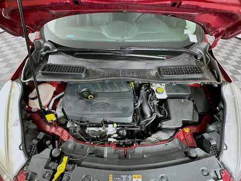 Used 2017 Ford Escape SE image 30