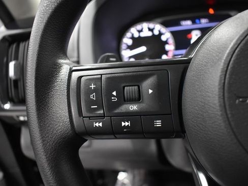 Certified 2024 Nissan Pathfinder S image 23