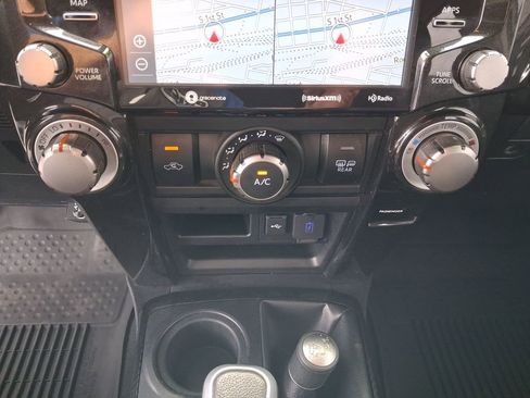 Used 2021 Toyota 4Runner TRD Off-Road Premium w/ Moonroof Package AWD/4WD image 16