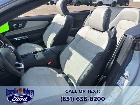 Used 2025 Ford Mustang GT Premium RWD image 29