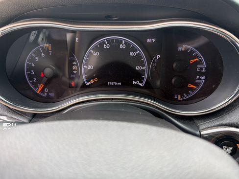 Used 2017 Jeep Grand Cherokee Overland RWD image 19