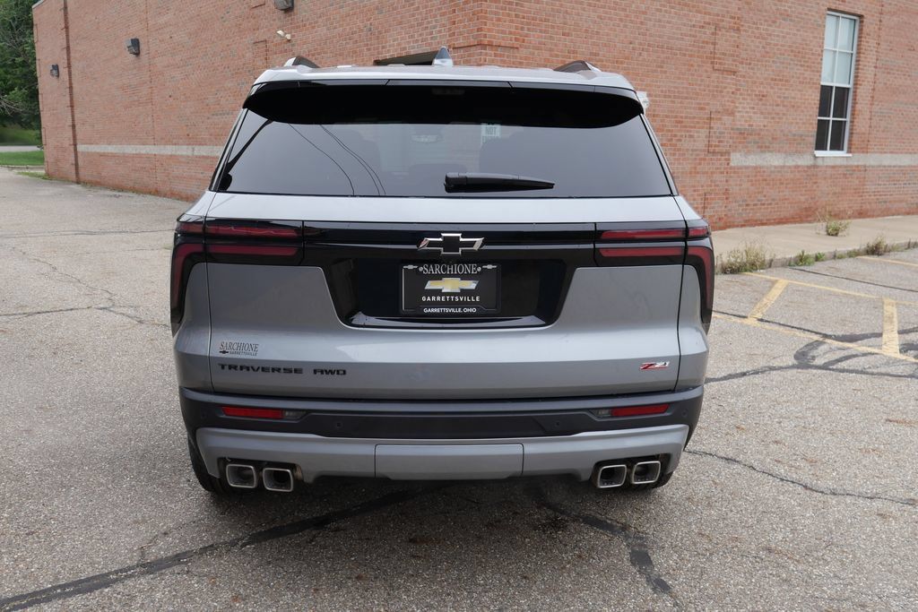 New 2027 Chevrolet Traverse Z71 w/ Driver Confidence Package AWD/4WD image 6