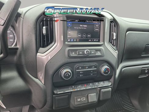 Used 2022 Chevrolet Silverado 1500 Custom w/ Safety Confidence Package RWD image 15