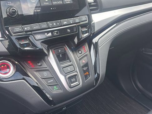Certified 2024 Honda Odyssey Touring image 20