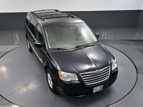 Used 2010 Chrysler Town & Country Touring Plus image 50