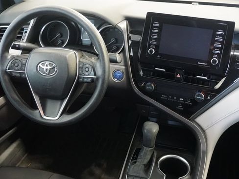 Used 2023 Toyota Camry LE FWD image 25