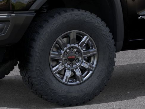 New 2026 GMC Sierra 1500 AT4X w/ LPO, Black Badging Package AWD/4WD image 9