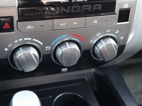 Used 2019 Toyota Tundra SR5 image 27