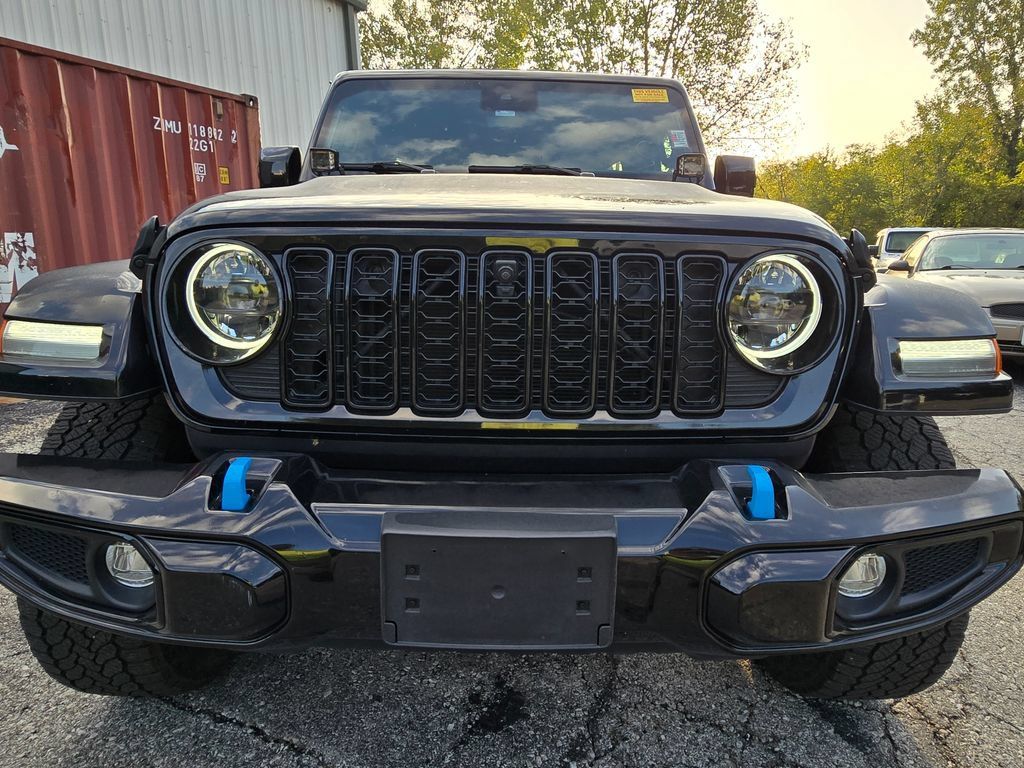 Used 2024 Jeep Wrangler High Altitude AWD/4WD image 13