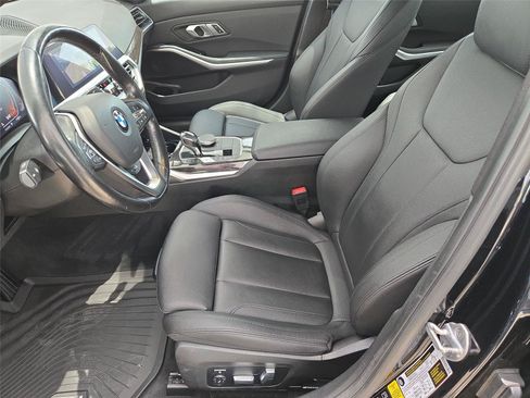 Used 2019 BMW 330i xDrive Sedan w/ Premium Package AWD/4WD image 26