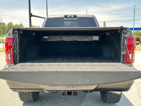 Used 2025 RAM 2500 Laramie AWD/4WD image 16