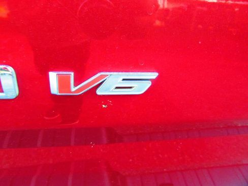 Used 2017 Chevrolet Colorado Z71 image 8